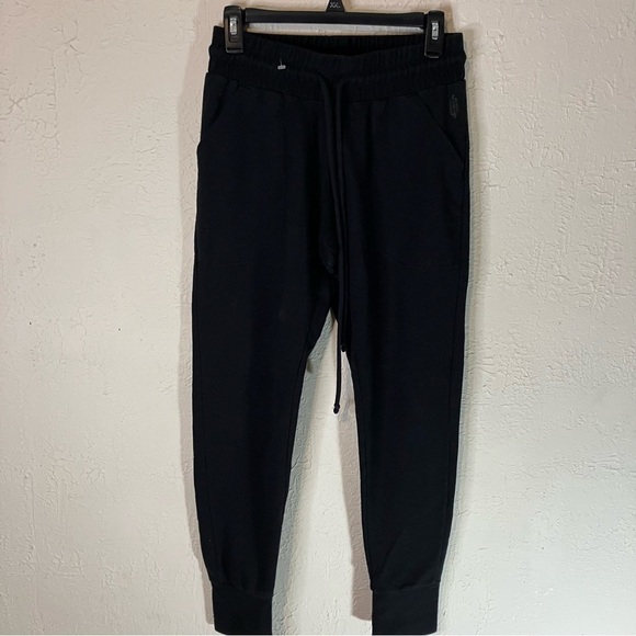 FREE People Movement Sunny Skinny Sweatpants in Black - Picture 3 of 9